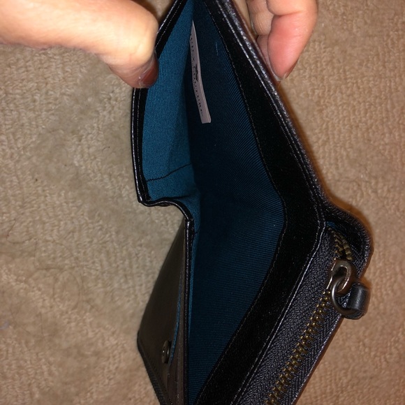 NEVER USED Juicy Couture Wallet - Picture 3 of 4